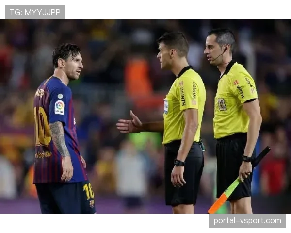 特尔施特根全力康复，争取为赫罗纳出场以入选世界杯阵容