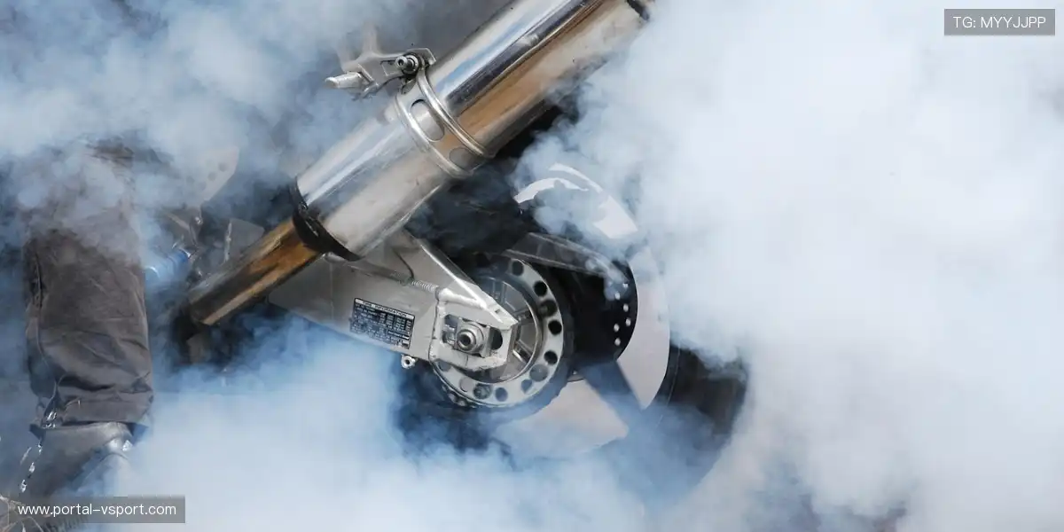 📱你与赛场之间只差一次轻触！⚡